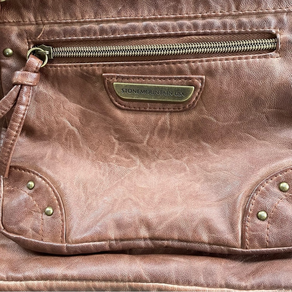 Stone Mountain USA‎ brown leather purse. Great condition inside and out! - Picture 5 of 6